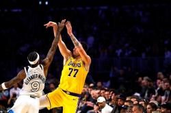 开云平台-詹皇面对老东家挑战，能否过招？的简单介绍