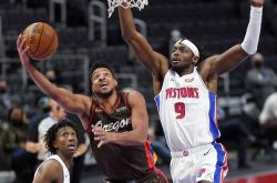 开云下载-包含开拓者单核发威，助球队再胜的词条