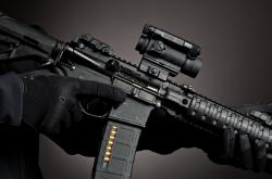 开云体育官方网站-黄潜稳舵破浪，卡拉斯科点亮陶瓷球场的夜空