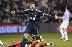 开云APP-当足球战术遇见F1狂飙，几内亚的战术铁幕与莱奥的街道赛艺术