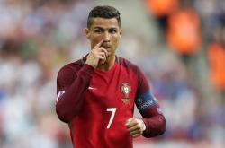 开云在线直播-孤胆英雄的绝地反击，年终总决赛穆雷扛起全队，险胜联合杯诠释唯一性