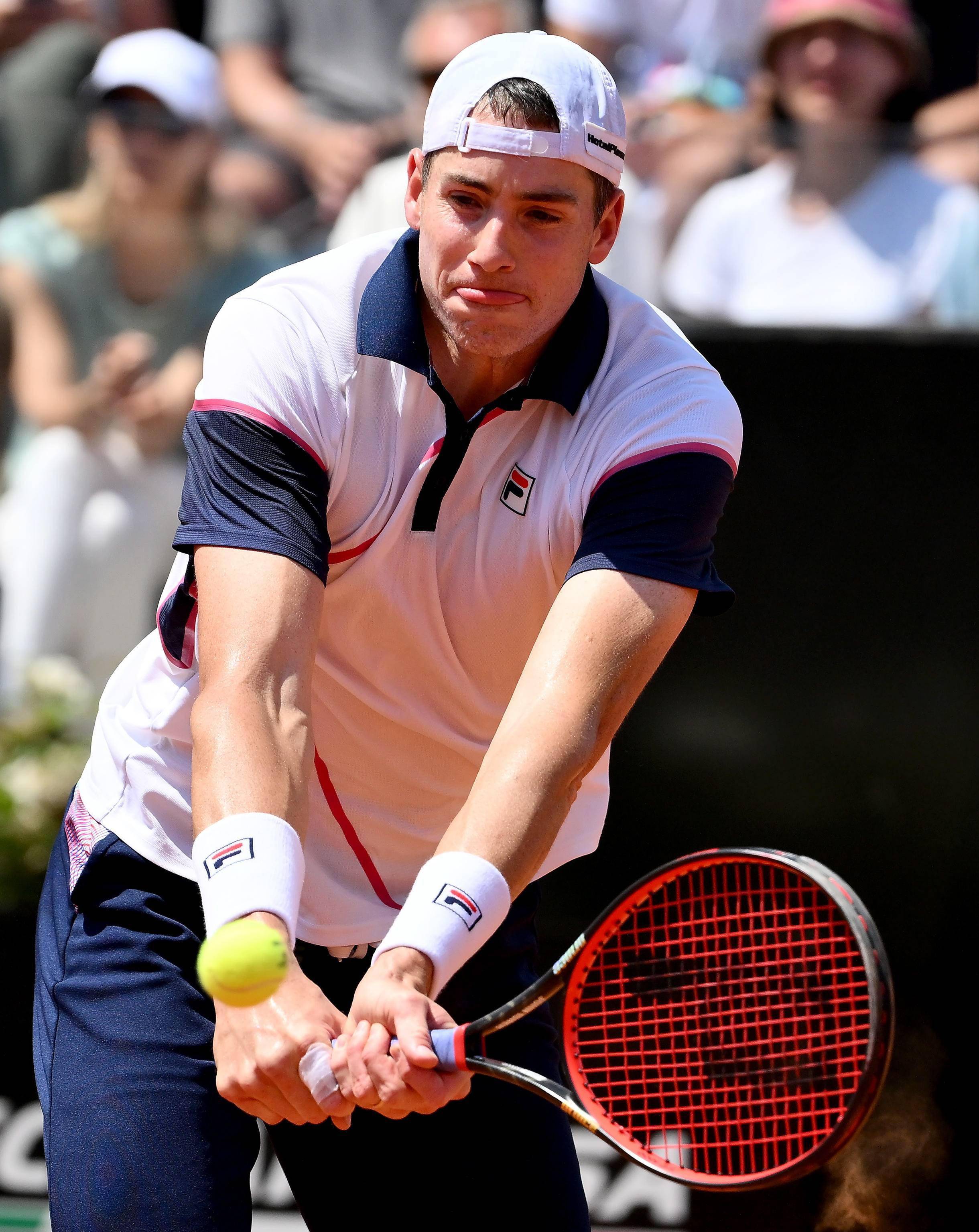 意大利网球队强势法国网球队，纳达尔完成帽子戏法