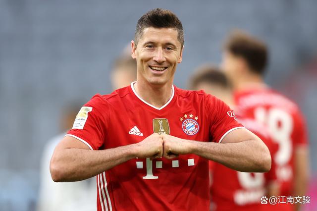 日本绝地反击丹麦，莱万绝境逆转的简单介绍