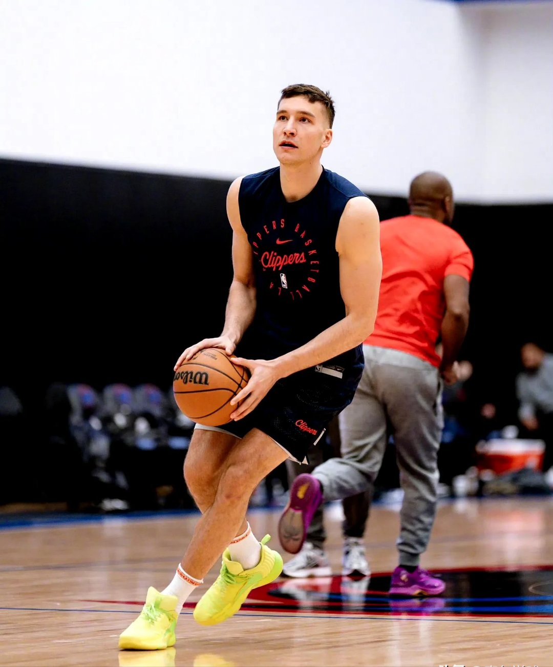 关于快船绝地反击塞尔维亚男篮，丹尼·格林打破历史纪录的信息