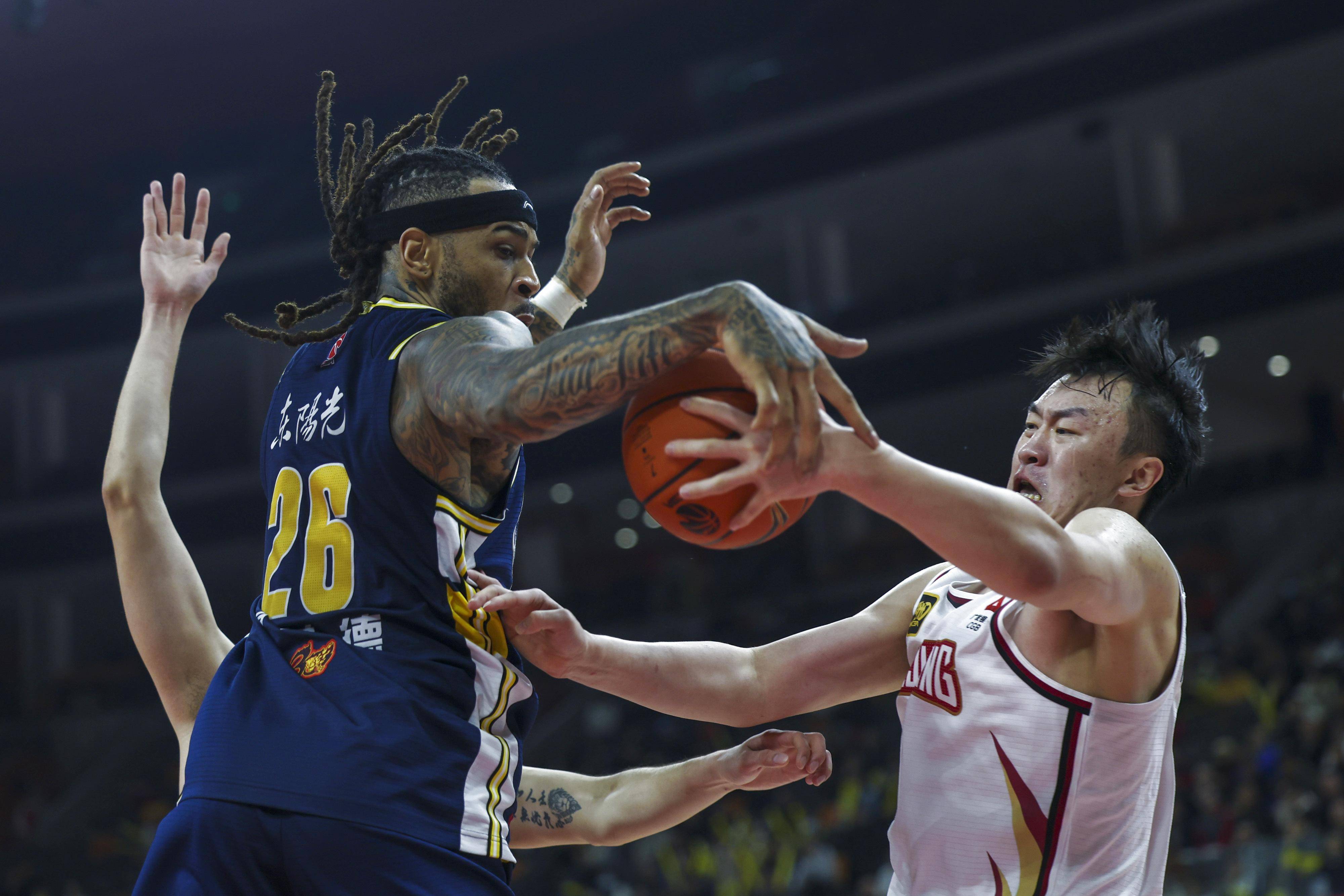 关于CBA联赛技战术提升，球员个人实力爆发的信息