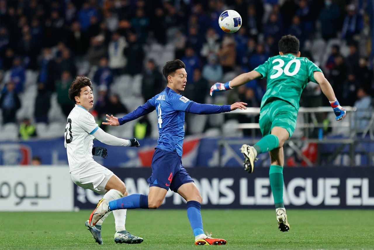 保级关键战:权健主场力克申花 保级关键战:权健主场力克申花