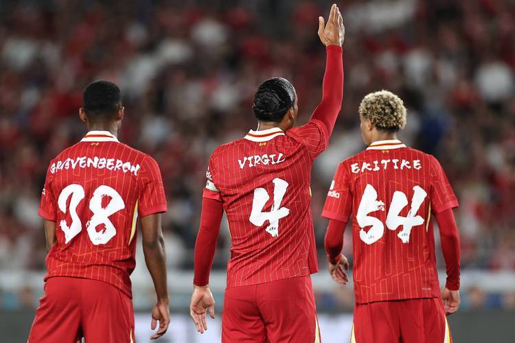 包含利物浦再添胜绩，小组领先优势加大的词条