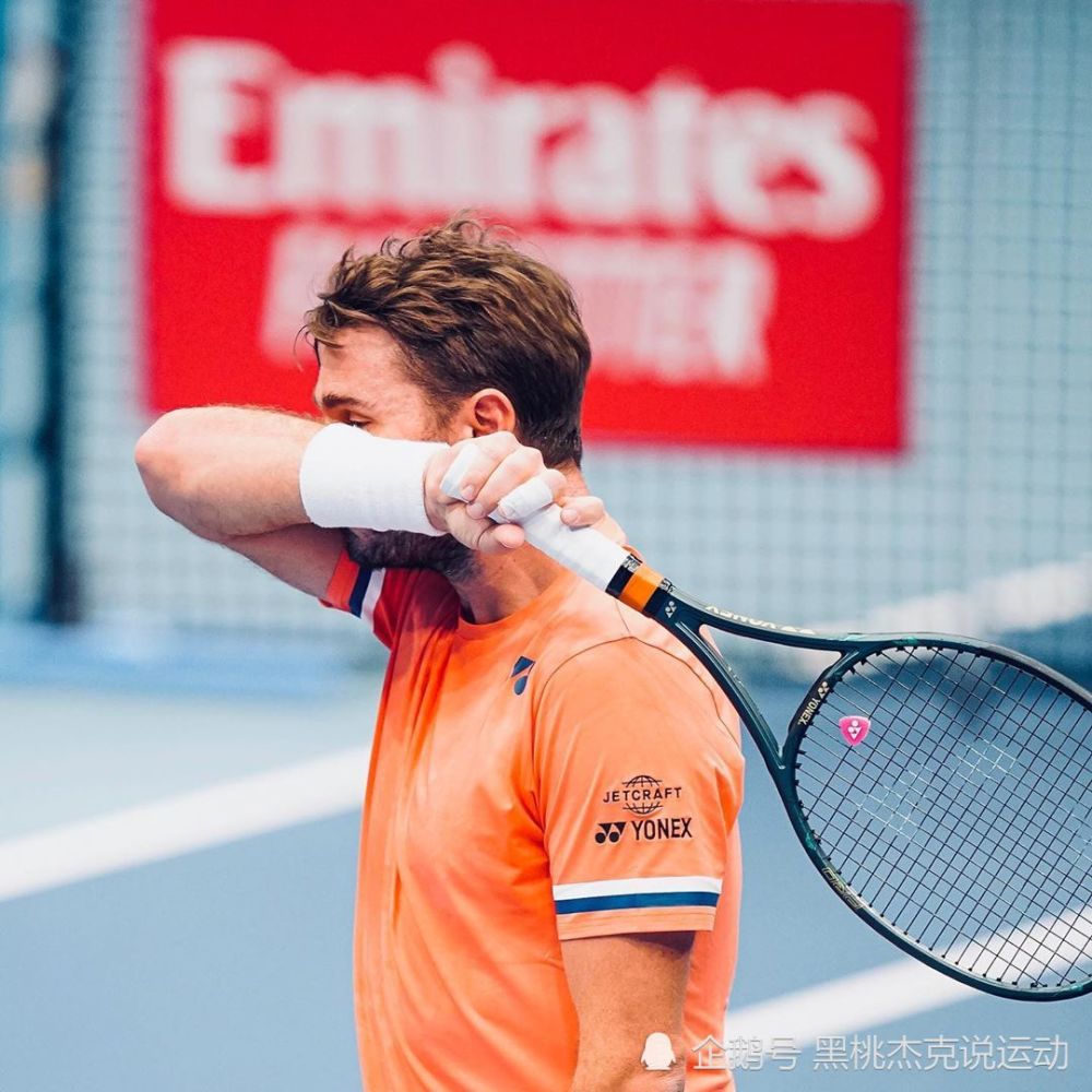 包含瑞士选手冲刺成功，一路领先的词条