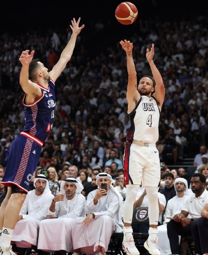 美国男篮再次胜利取得四连胜