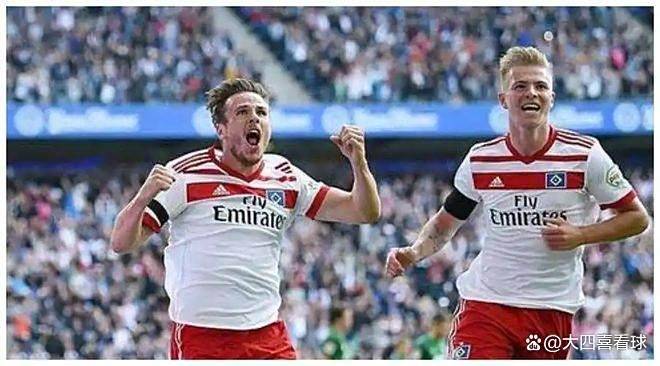 关于RB莱比锡主场取得胜利，稳固德甲联赛领先优势的信息