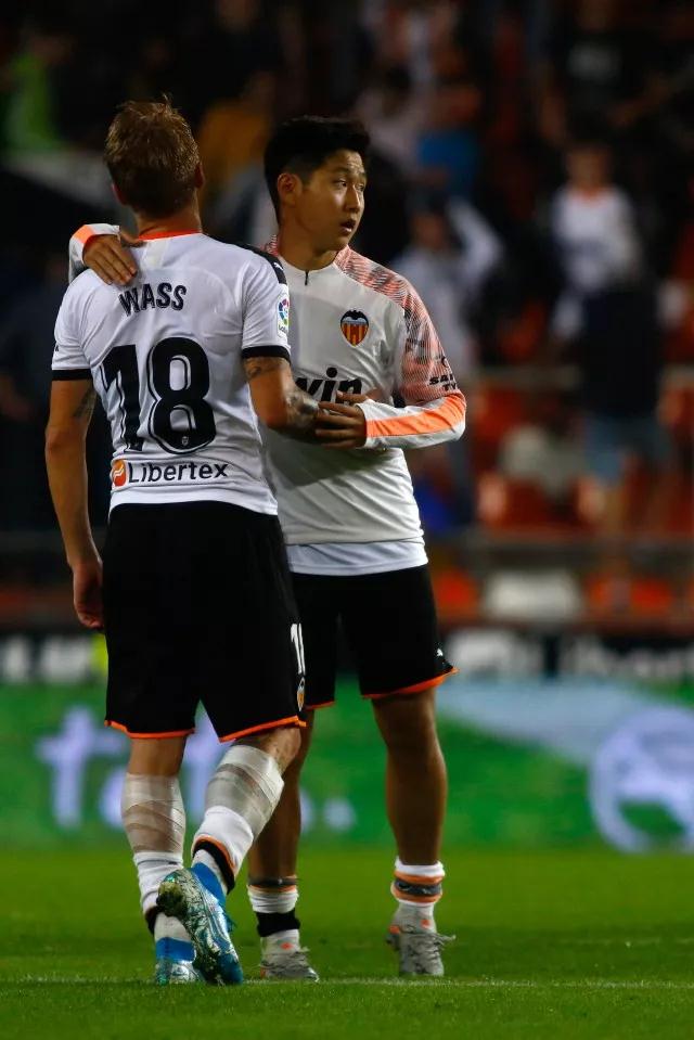 法国羽毛球队绝地反击韩国羽毛球队,桃田贤斗送出助攻的简单介绍 法国羽毛球队绝地反击韩国羽毛球队,桃田贤斗送出助攻的简单介绍