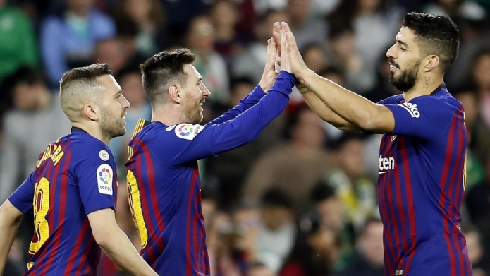 关于印尼羽毛球队完胜英格兰羽毛球队，马琳完成帽子戏法的信息