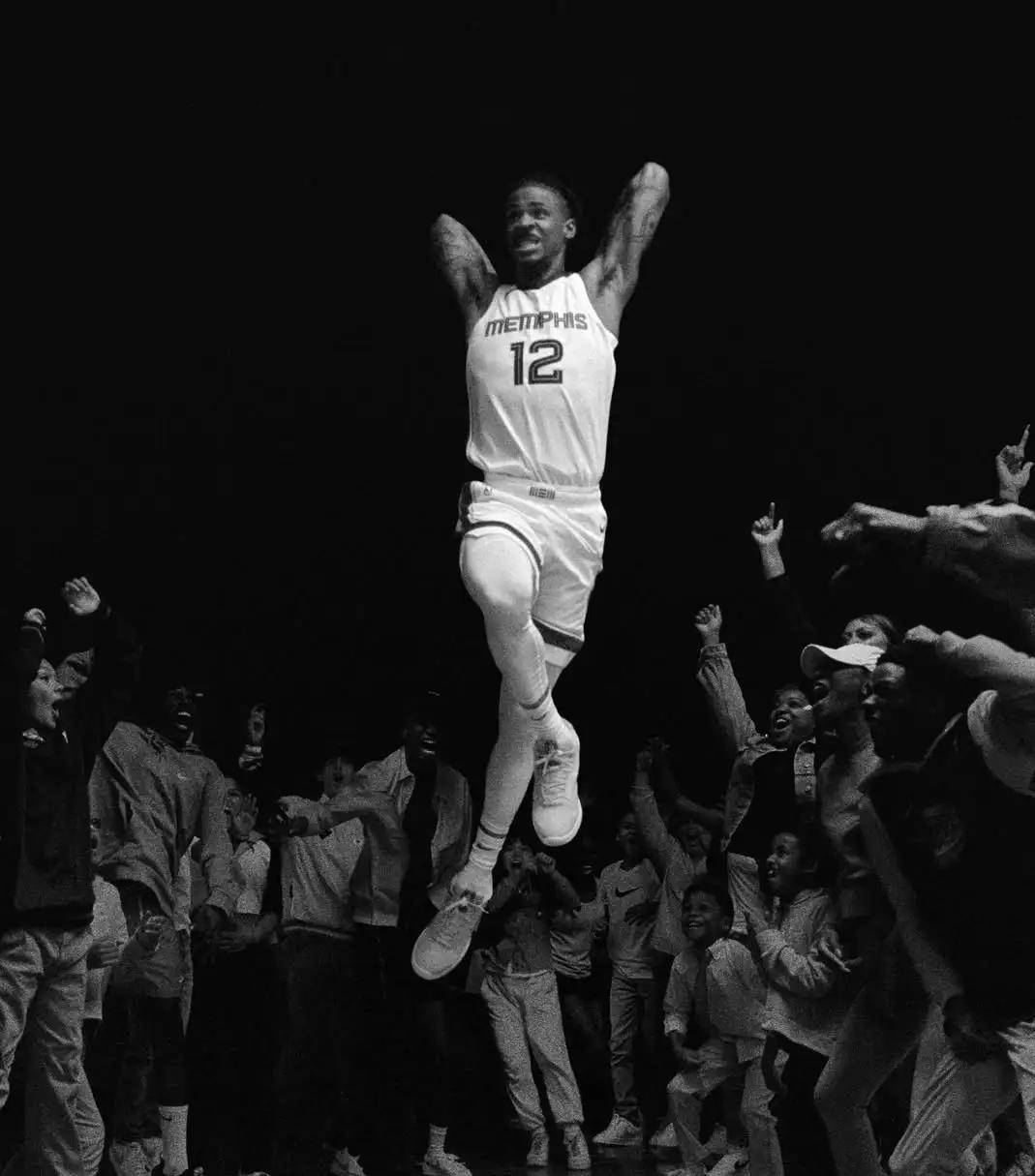 日本男篮力克篮网B队，莫兰特完成帽子戏法的简单介绍