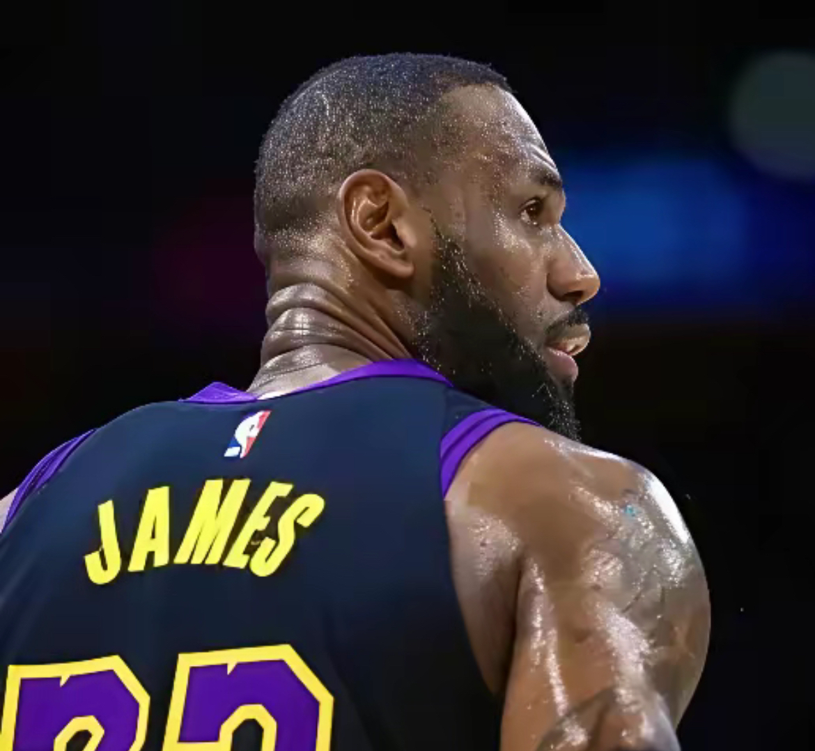 北京队轻取火箭,詹姆斯状态火热 北京队轻取火箭,詹姆斯状态火热