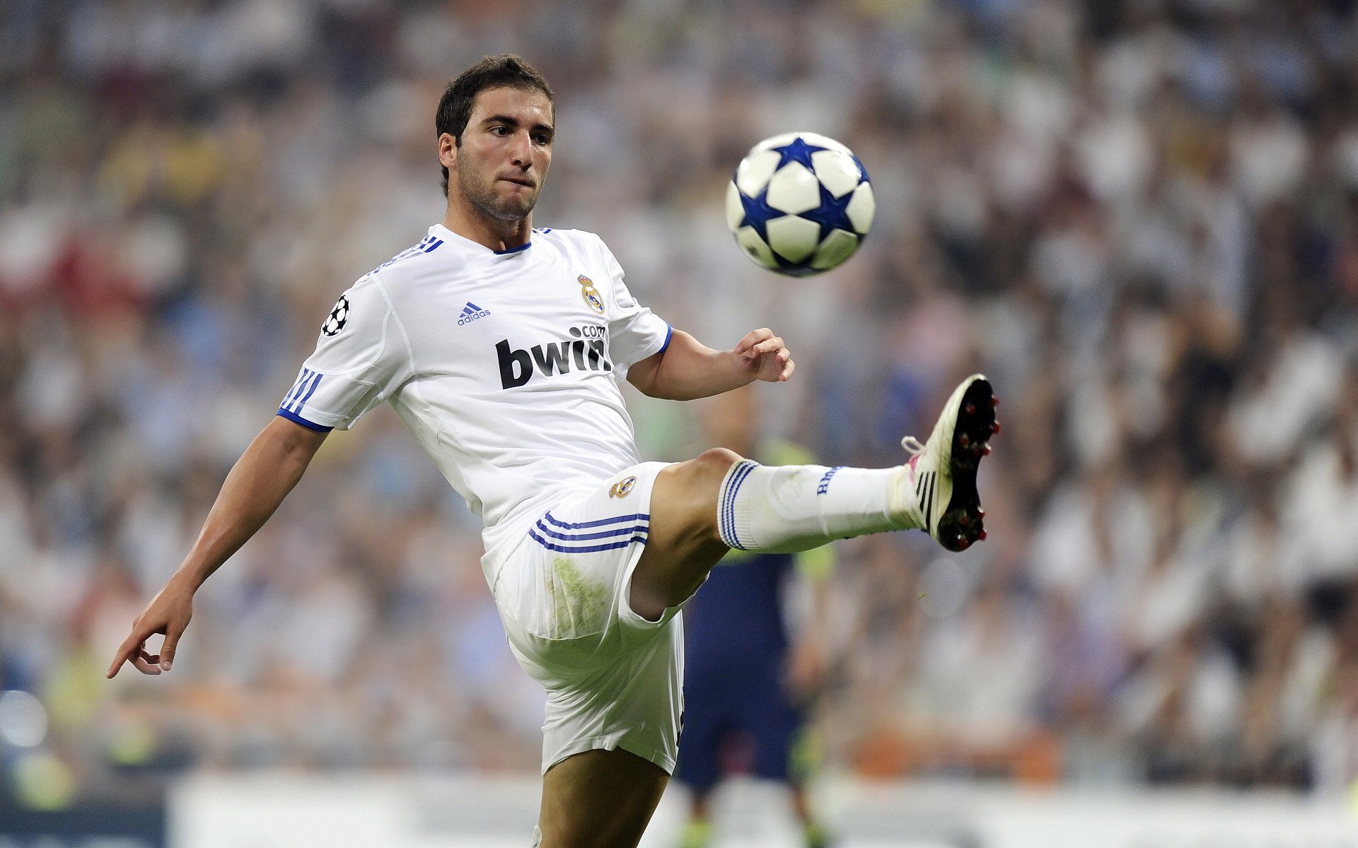 保罗带动全队节奏,火箭收割森林狼