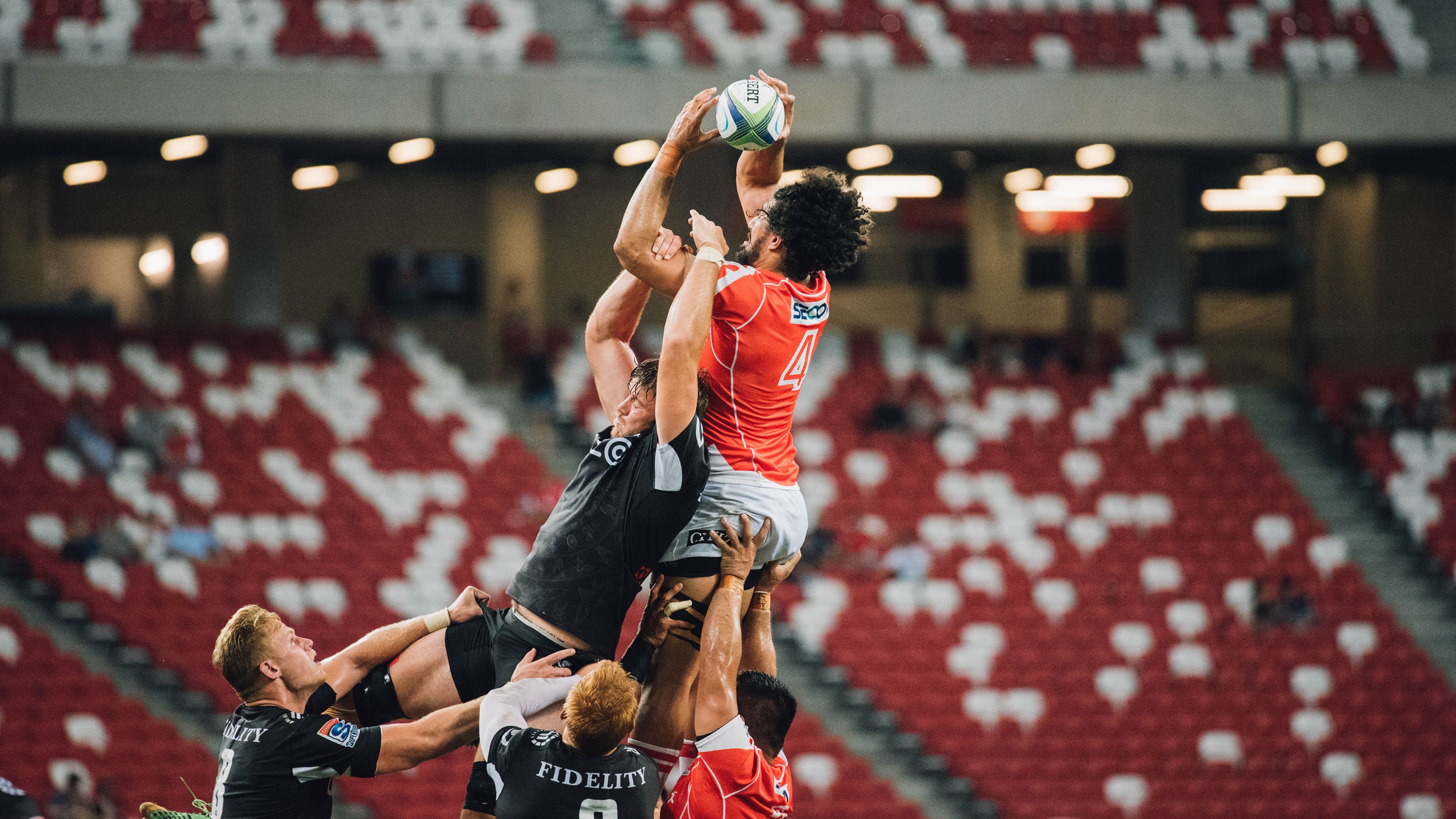 舞台法则，阿劳霍的巨人基因与皇马的降维打击学